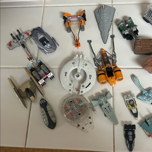 Star Wars Macro Machine Collection - Picture 2 of 4